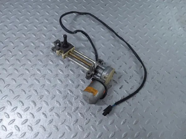 Moteur de siège Ford Scorpio OEM 85GB14547BA Arrière gauche image 4