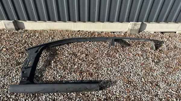 OEM 386 Vasen kynnyspeite VW Up:lle, Skoda Citigo:lle image 2