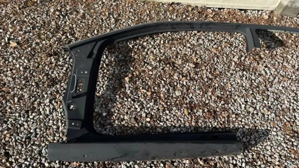 OEM 386 Vasen kynnyspeite VW Up:lle, Skoda Citigo:lle image 3