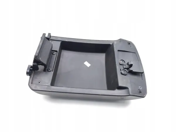 Isuzu D-Max middenconsole armleuning slot 2016-2018 image 5