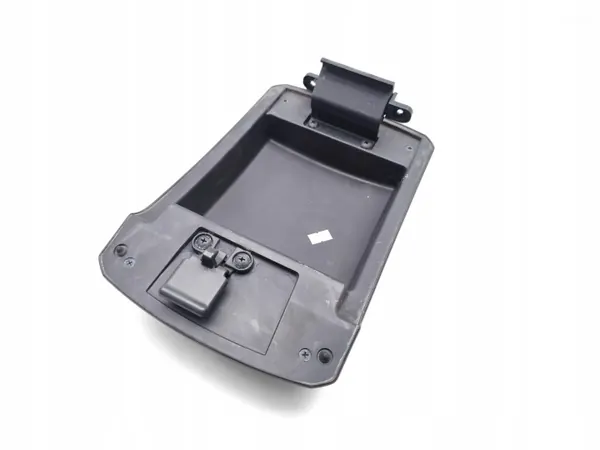 Isuzu D-Max middenconsole armleuning slot 2016-2018 image 6