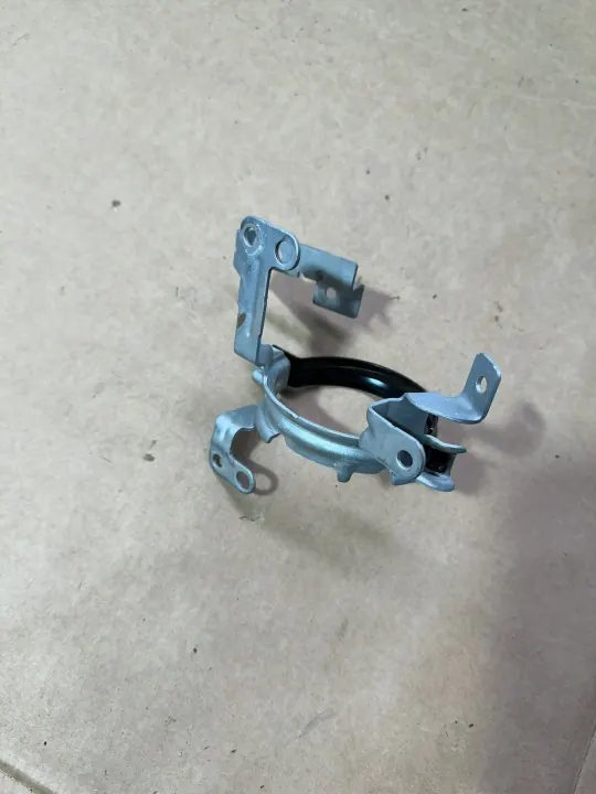 Waterpompbeugel OEM A2435040600 Mercedes EQA image 8
