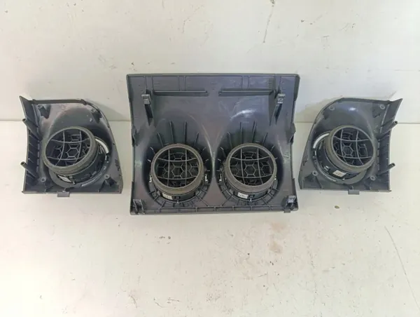 Conjunto de grelhas de ar curtas Chevrolet Aveo T250 OEM DLL463 image 4