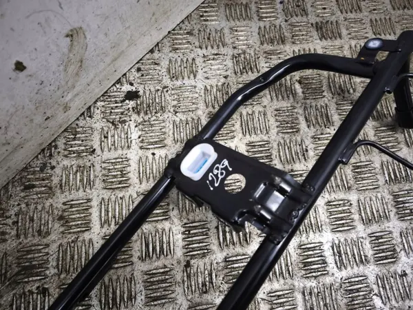 KIA OEM Batteriehalter für Niro 2020 - Gebraucht image 6