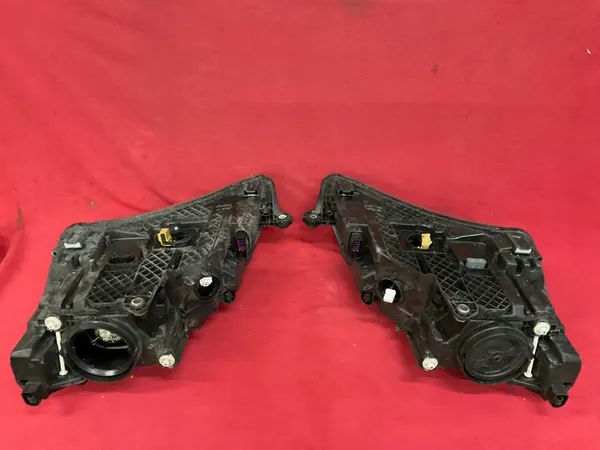 Skoda Superb III Xenon LED Scheinwerfer Links 3V1941017A image 10