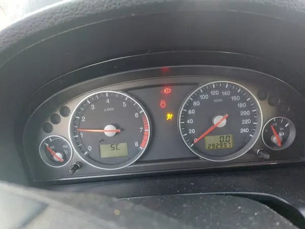 COMPTEUR FORD MONDEO MK3 1.8 16V 3S7T-10849-AE image 1