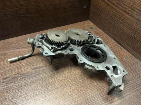 Bomba de aceite usada OEM F009000748 para Iveco Daily 2.3 HPI image 5