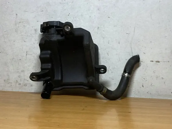 Ohjausnesteensäiliö OEM C1185 Mercedes-Benzille image 3