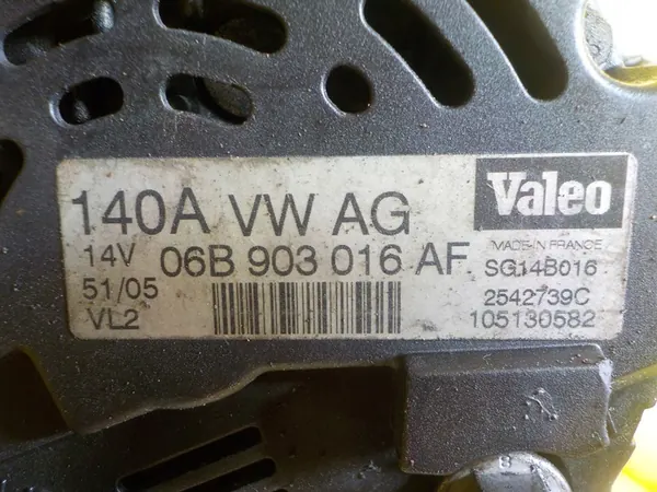 AUDI A4 B7 EXEO 2.0 TFSI Vaihtovirtageneraattori 06B903016AF image 6