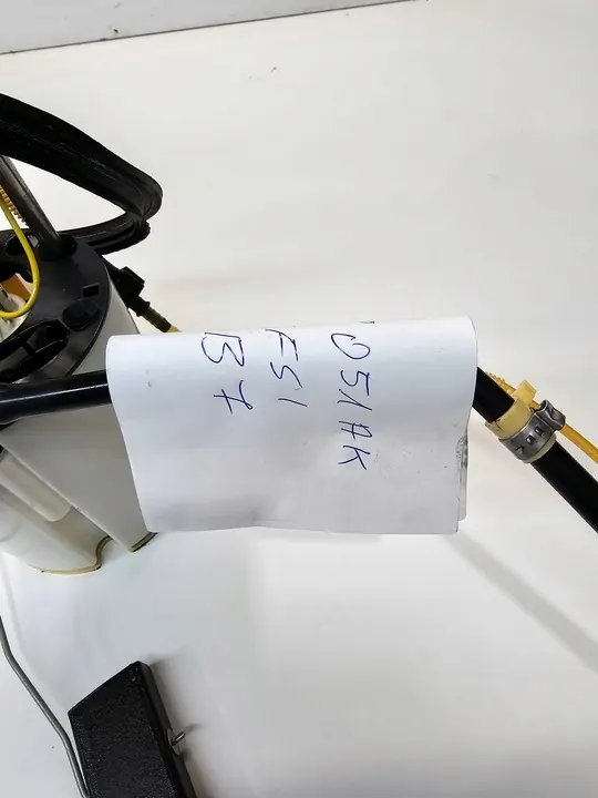 Brandstofpomp Audi A4 B7 2.0 TFSI image 4