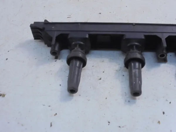 Bobine d'allumage OEM 9656695780 pour Citroen C5 2.0 Essence image 4