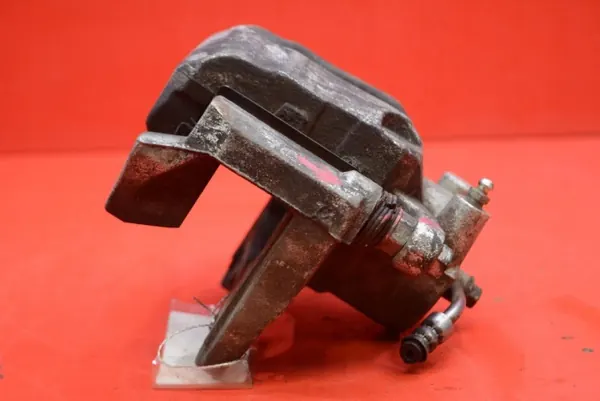 Pinça de travão dianteira esquerda OEM mamAUTO-1055444- image 3