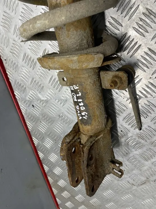 Vorderer linker Stoßdämpfer OEM 55784 für Opel Vivaro A 1.9 CDTI image 4