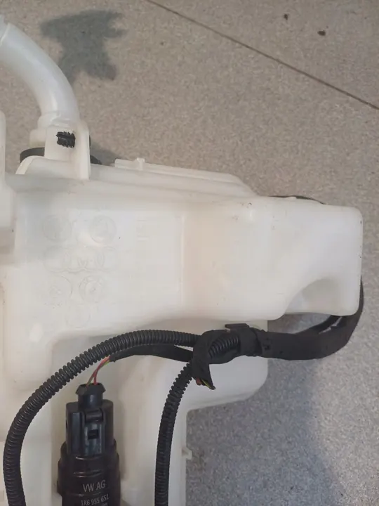 Pyyhkijännestepullot VW Skoda Audi image 8