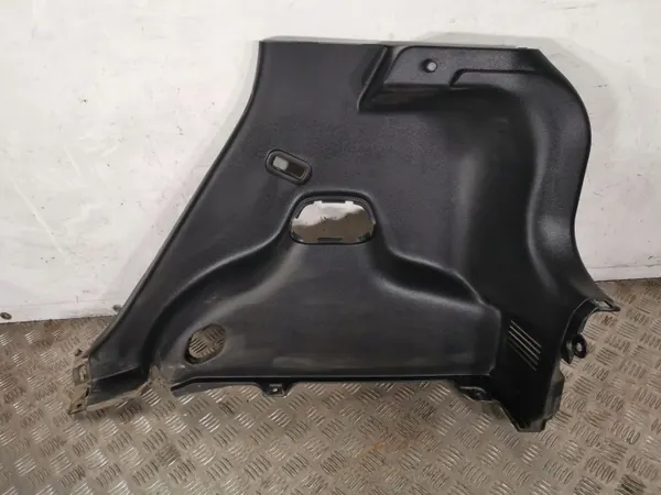 Hyundai i10 Reserverad-Abdeckung OEM FBZ10949 image 2