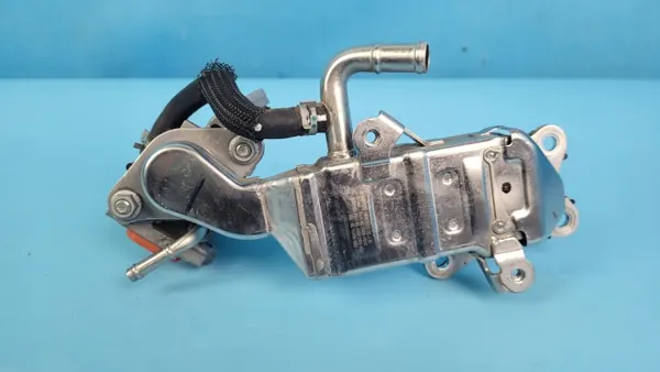 Jäähdytin Toyota RAV4 V 25680-24010 & EGR-venttiili 25620-24050 image 8