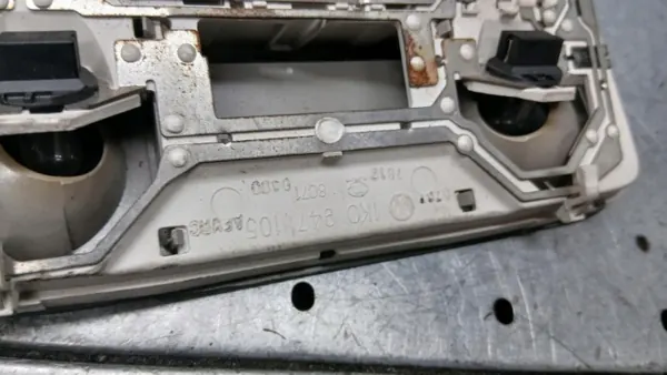 Matkustamon Valaistus VW Passat B6 OEM 1K0947105 2005-2010 image 6
