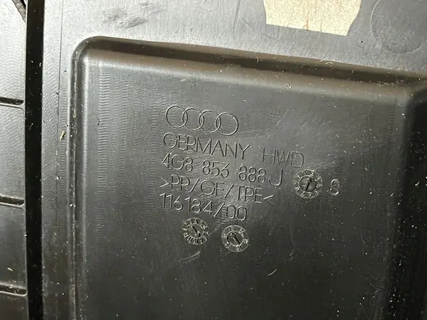 Audi OE 4G8853888J Front Wheel Arch image 4