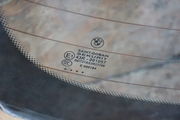 Vitre arrière BMW 3 E92 Coupé OEM - Originale d'occasion image 3