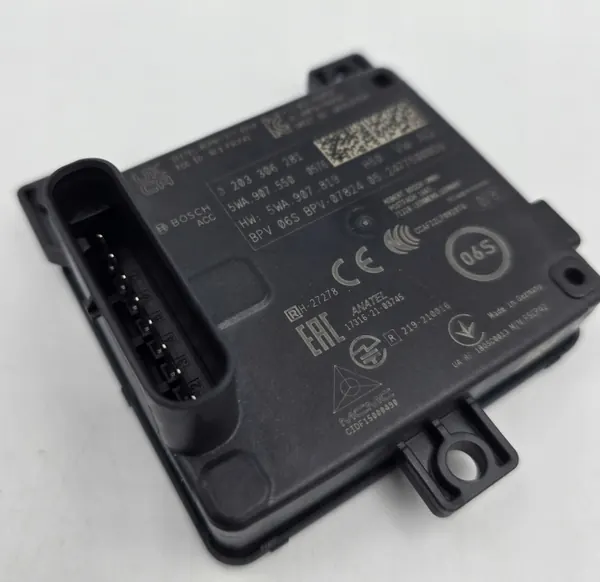 ACC-radar OEM 5WA.907.550 - Begagnad VW originaldel image 4