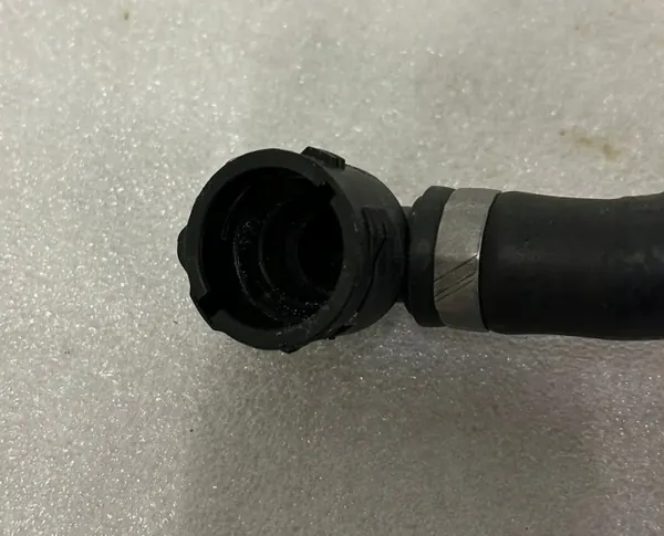 Durite d'eau OEM 5QA122073 pour 2.0 TDI Tiguan/Kodiaq image 3
