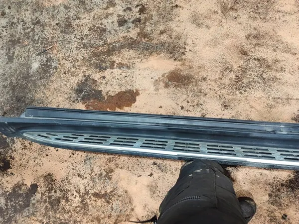 Couvre-seuil Mercedes-Benz GLE W167 A1676900304 image 10