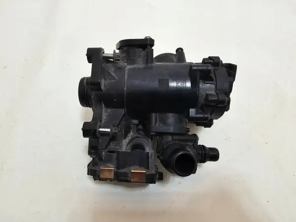 BMW Termostaatin Kotelo OEM 0631943 X1 F48:lle image 4