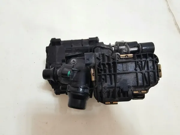 BMW Termostaatin Kotelo OEM 0631943 X1 F48:lle image 6