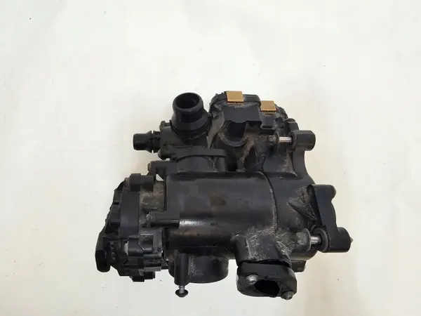 BMW Termostaatin Kotelo OEM 0631943 X1 F48:lle image 7