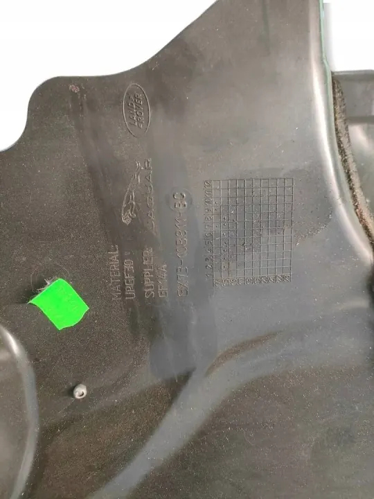 Jaguar XE 2016 skottväggspanel OEM GX736D058 image 9