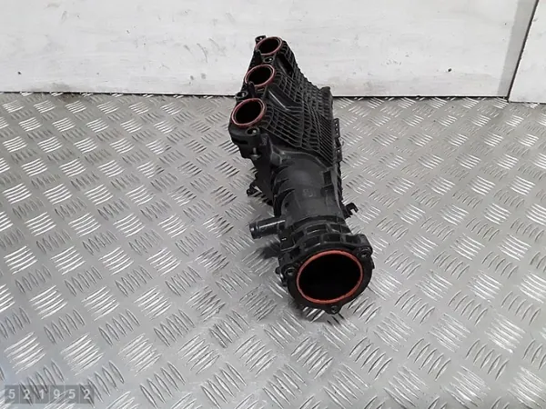 Colector de admisión BMW 2 Series F46 OEM 8655825 image 4