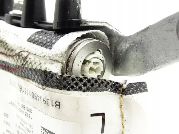 Airbag banco esquerdo SEAT OE 3V0880241F - Usado image 3