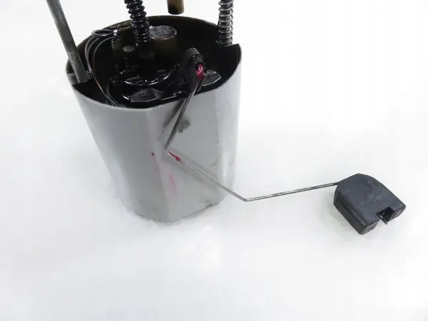 Bomba de combustível VW Passat B6 Variant 1.9 TDI, 3C0919050AA image 2