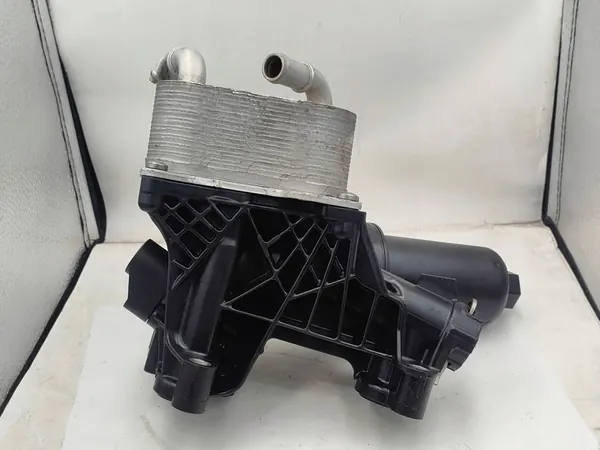 VW Audi Seat Skoda 2.0 TDI Olje Filter Bas 05L117021C image 5