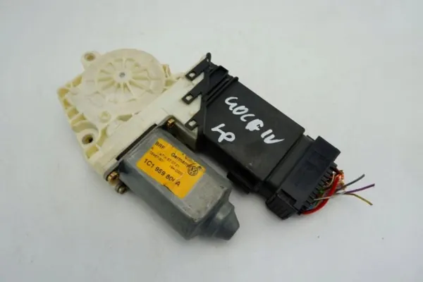 Motor del elevavidrios delantero izquierdo OEM 9776105404301 image 3