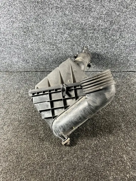 Ilmansuodatin kotelo Mercedes W202 image 2