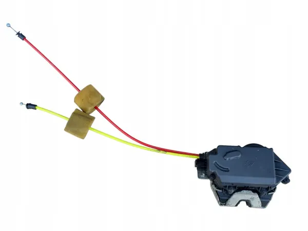 Fecho porta-malas Mercedes W211 OEM A2117400036 - Usado image 2
