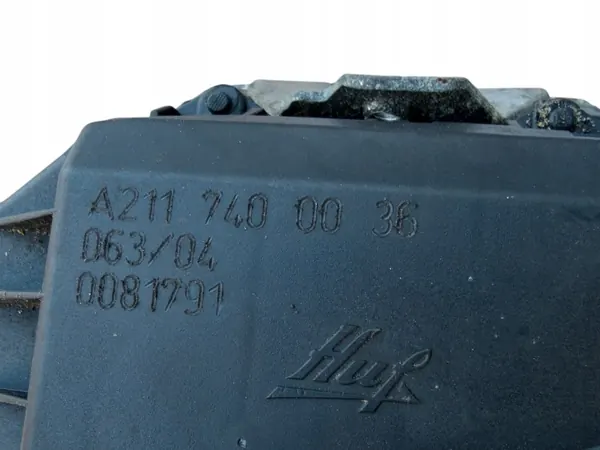Fecho porta-malas Mercedes W211 OEM A2117400036 - Usado image 6