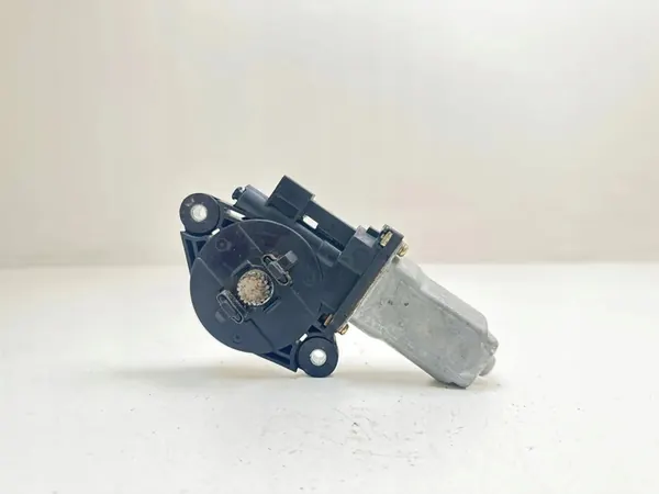 Zonneschaduw motor Honda CR-V 2005 MTL18819 image 1