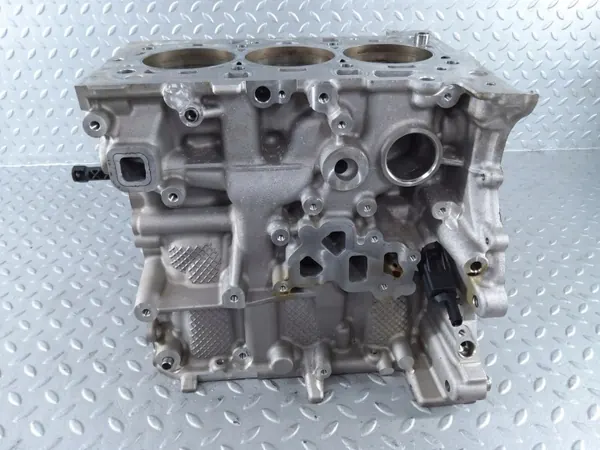 Motorblock OEM 8631944 för BMW B38C - Begagnad image 5
