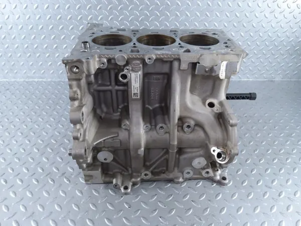 Motorblock OEM 8631944 för BMW B38C - Begagnad image 6