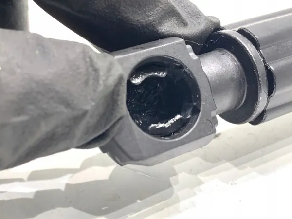Vérin de hayon gauche OEM 9482791 BMW G31 image 3