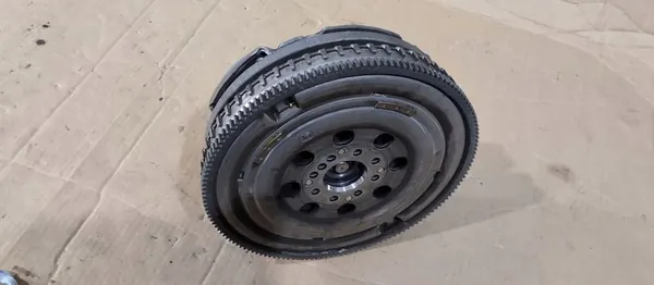 Kaksoismassakytkin Mercedes Vito W447 2.2 CDI A0012527505 image 3