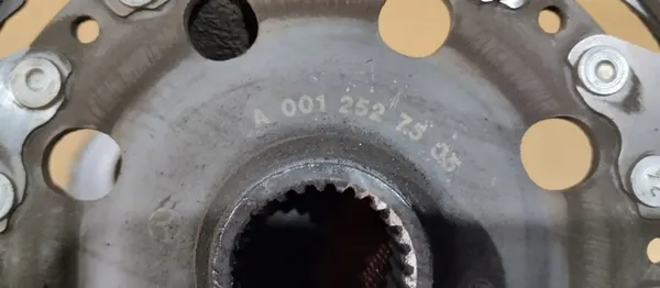 Kaksoismassakytkin Mercedes Vito W447 2.2 CDI A0012527505 image 7