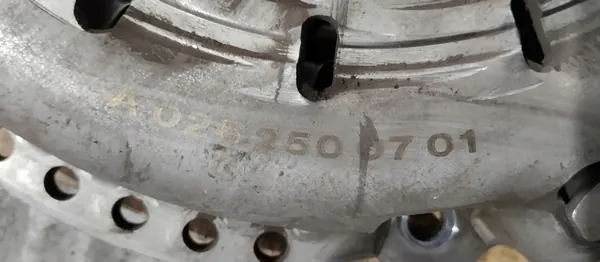 Kaksoismassakytkin Mercedes Vito W447 2.2 CDI A0012527505 image 9