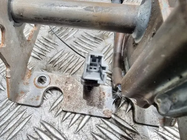Ford handremmechanisme OEM AV612780AB - Gebruikt image 7
