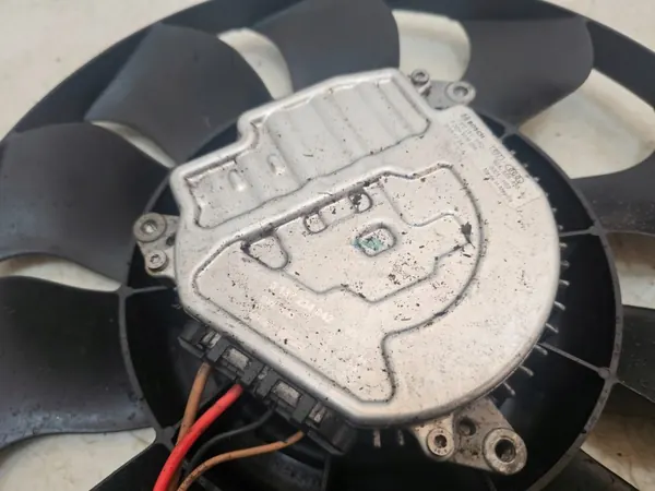 Ventilateur de radiateur Audi OE 80A959455A image 6