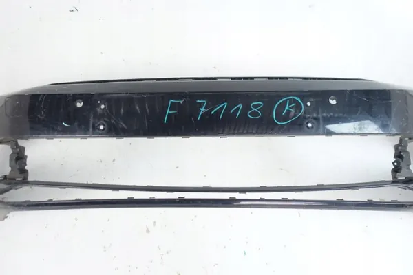 VW Passat B8 Frontstoßstange OEM 3G0807221 - Gebraucht image 3