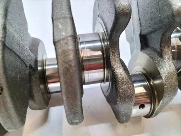 Virabrequim 2.5 TDI CR OEM 5907911284879 Usado image 3