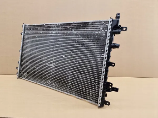 Radiador de refrigerante Opel Ampera Chevrolet Volt OEM image 2